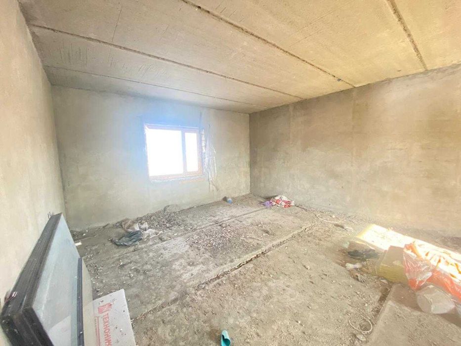 Срочно!!! Продам дом в три уровня.