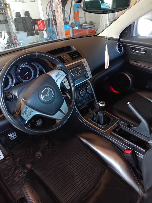 Vând tapițerie semințele mazda 6 brek