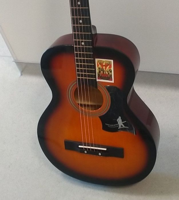 Продам Гитара акустика
