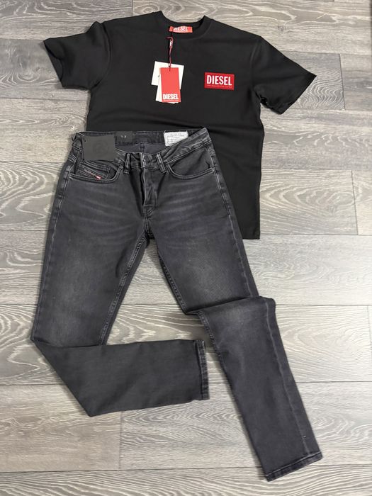 Blugi hugo calitate superioars 2 piese tricou si blugi