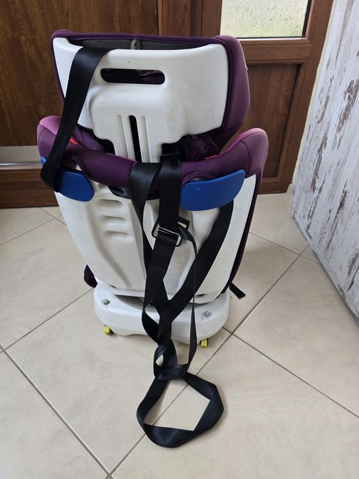 Vând scaun auto pt copii Lionelo