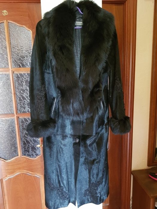 Пальто , плащи женское