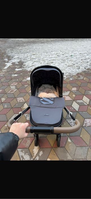 Продаю коляску 2 в 1.