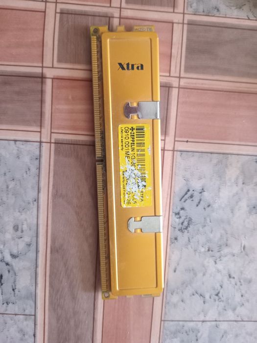 Продётся блок питания от компа и опер.память