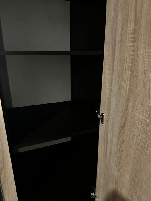 Продам шкаф 4-х дверный