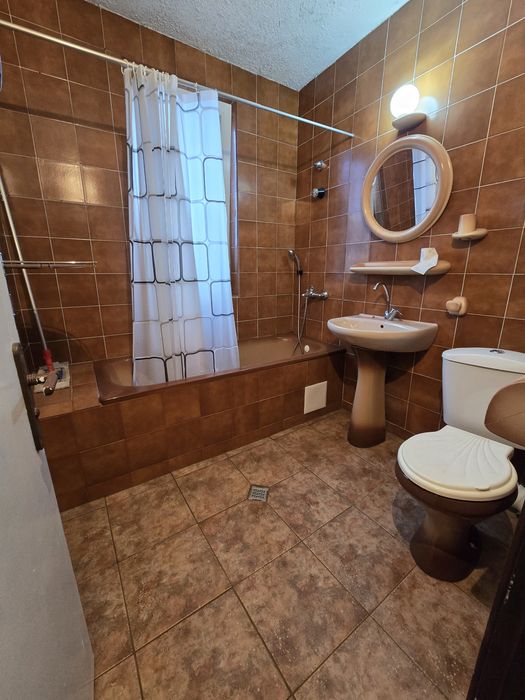 Дава се под наем Тристаен апартамент в София, Стрелбище - 95 кв.м за 648.21 € - Снимка #11