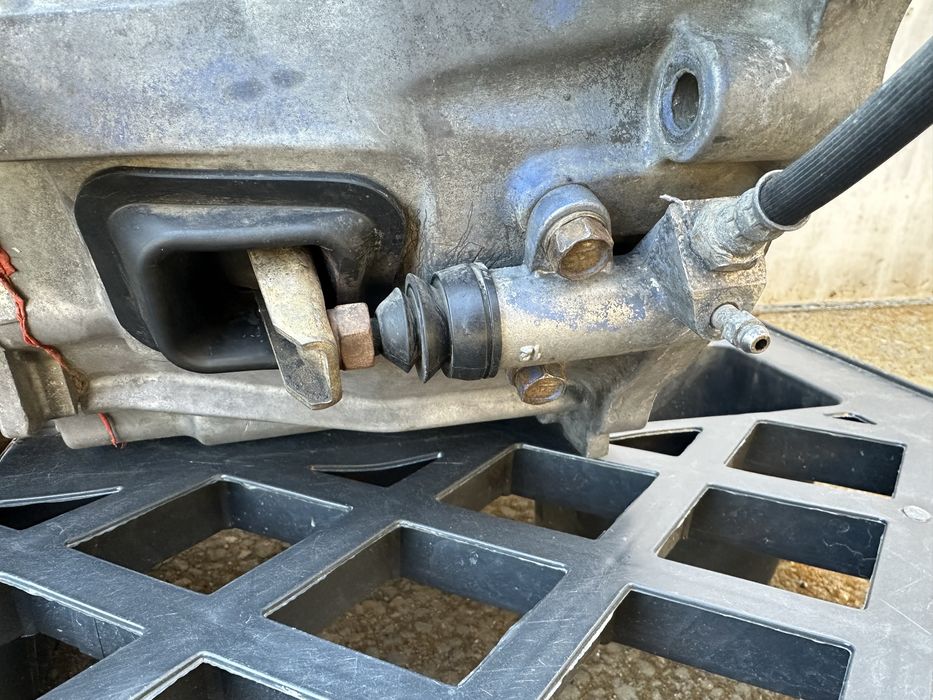 Кпп на Nissan Atlas