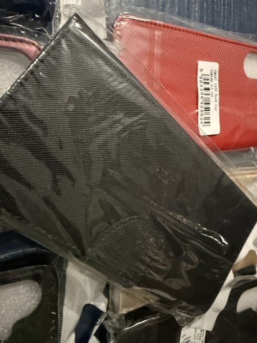 Samsung Galaxy A17 тефтери със силиконово легло