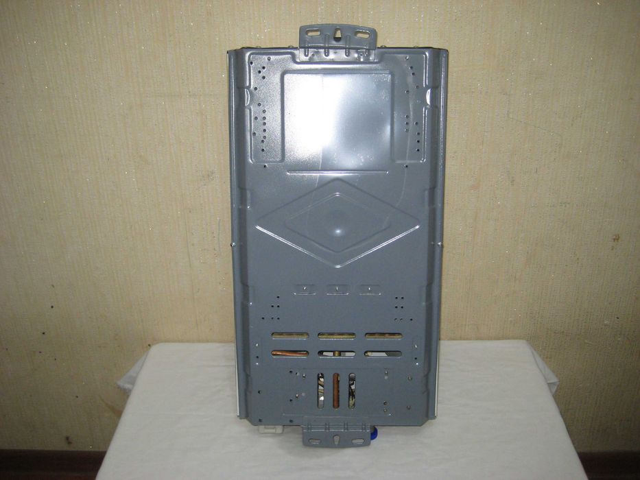 Газовый колонка водонагреватель Vitech 15лт почти новым состоянии!