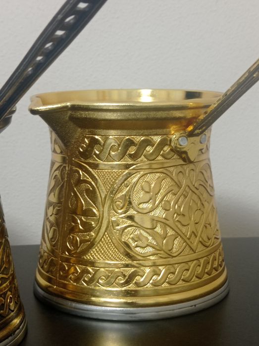 Ibric turcesc din aliaj de cupru, gros în "carne", nefolosit