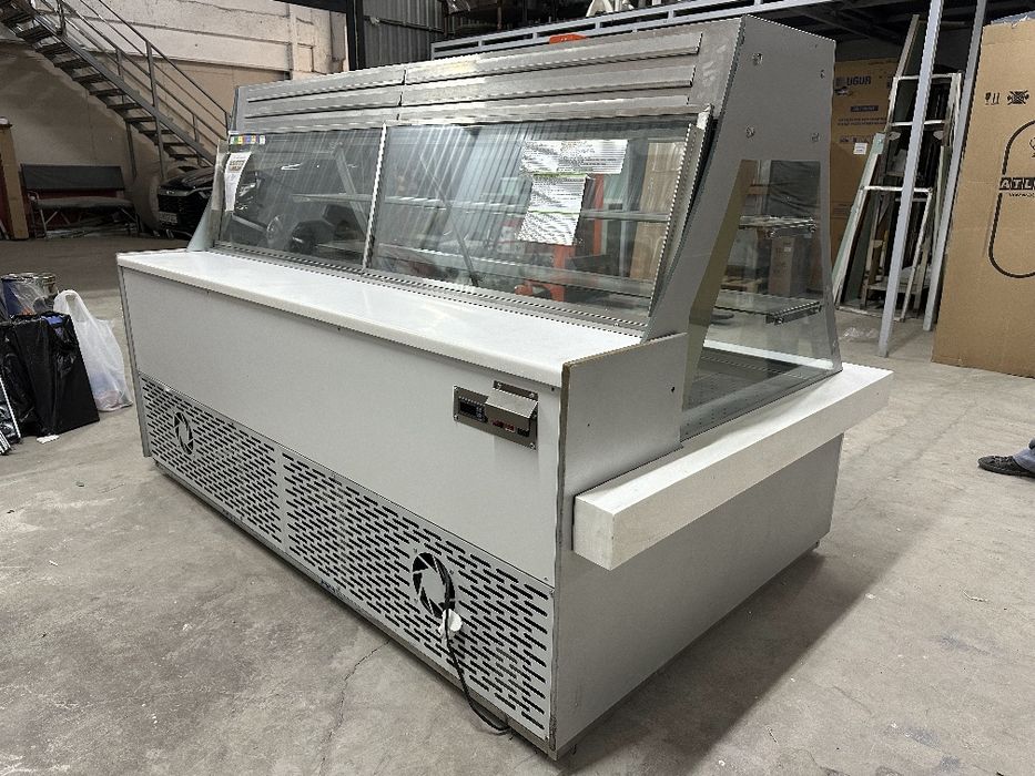 Витринные холодильник -5 Italian