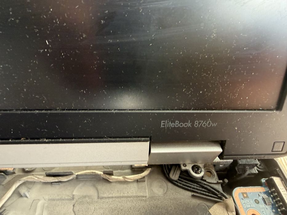 Desplay Laptop HP EliteBook 8760w