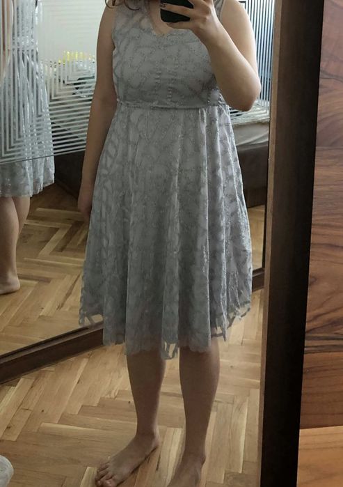 Сребриста рокля с блясък L размер