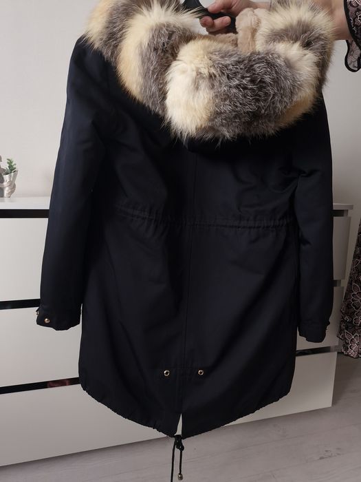 Продам парку 42-44р.