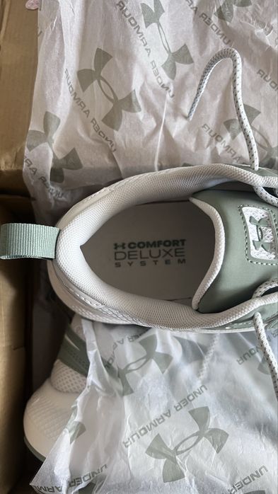 Under armor мужские кроссовки