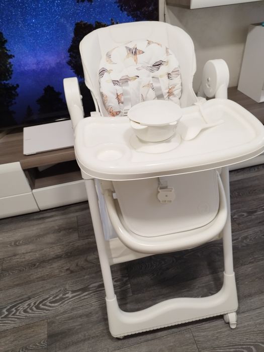 Столче за хранене НОВО Moni - Surprise, бяло + подарък