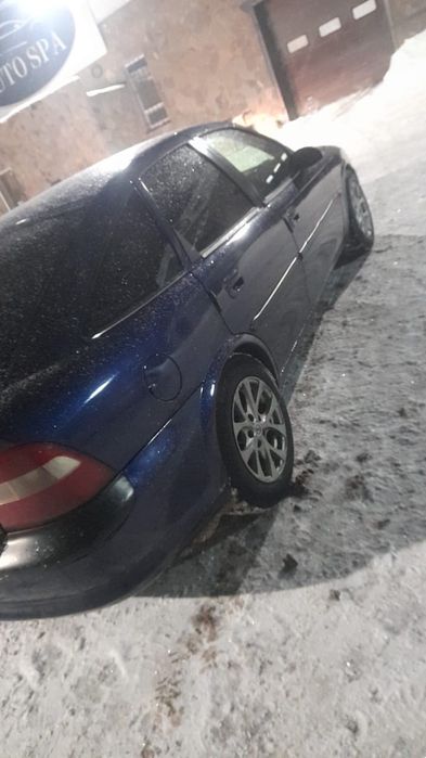 Продам опель вектора б