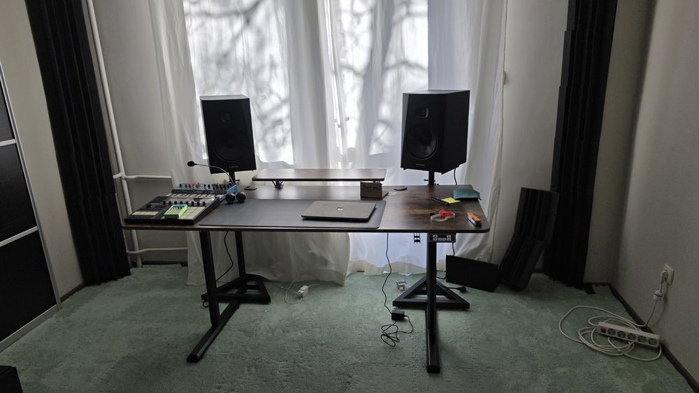 Гейминг бюро Ultradesk - Highlander XXL, 72-117 cm, кафяво computer desk electronic height adjustment