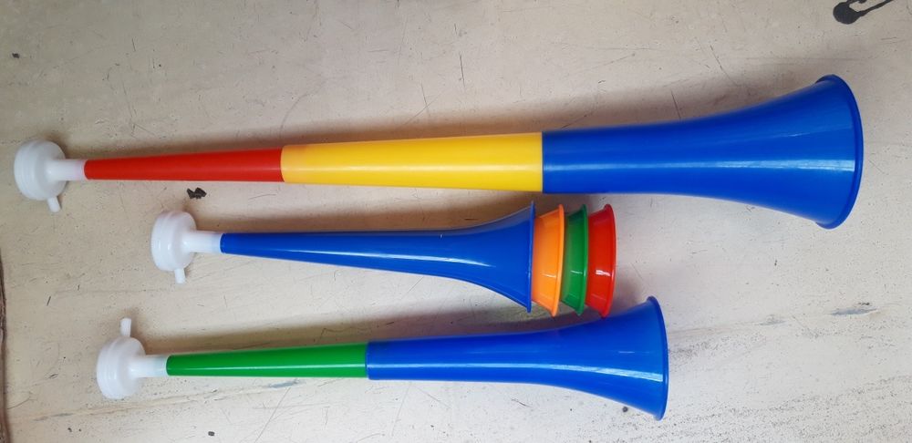 Seturi vuvuzele. Diverse marimi. Produse noi!