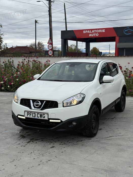 Dezmembrez Nissan Qashqai J10 – 2013 – 1.6 Benzină – Cutie Manuală – Volan Dreapta