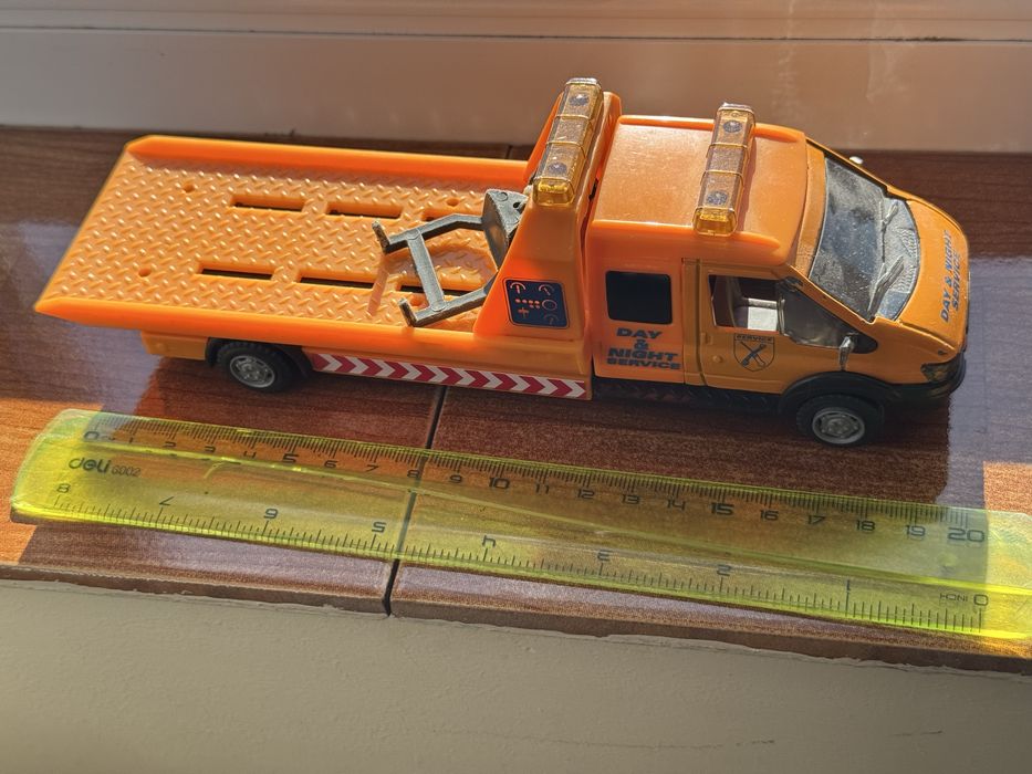 Machete metalice 1/32