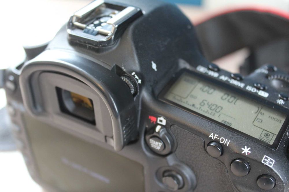 Фотоапарат Canon 5D mk3 / Canon 5D Mark iii на 37K кадъра