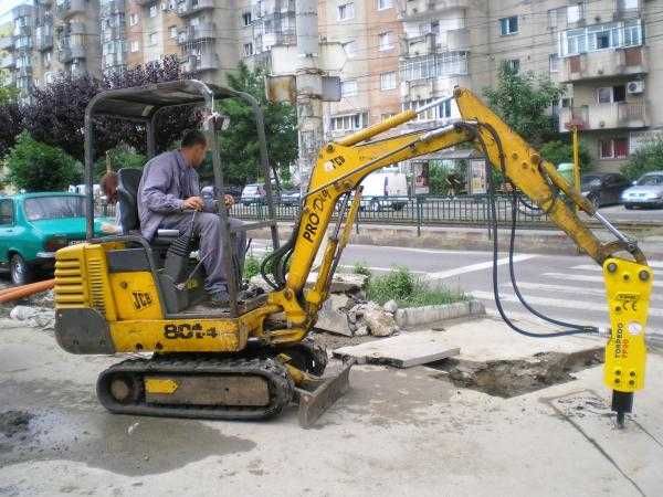 Servicii montare si adaptare pentru orice utialj de constructii: PICON