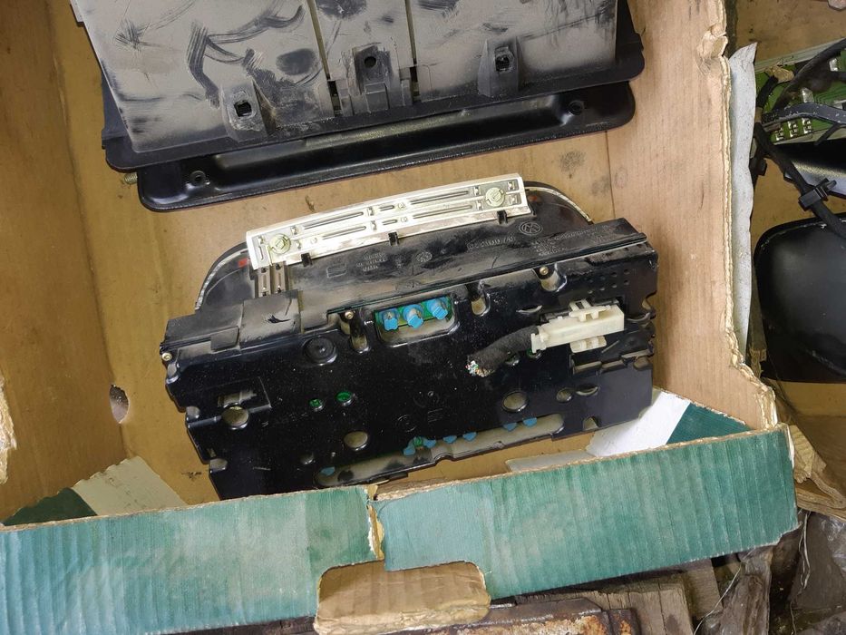 Аксесоари от  Сеат Ибиза-дизел в движение-за части