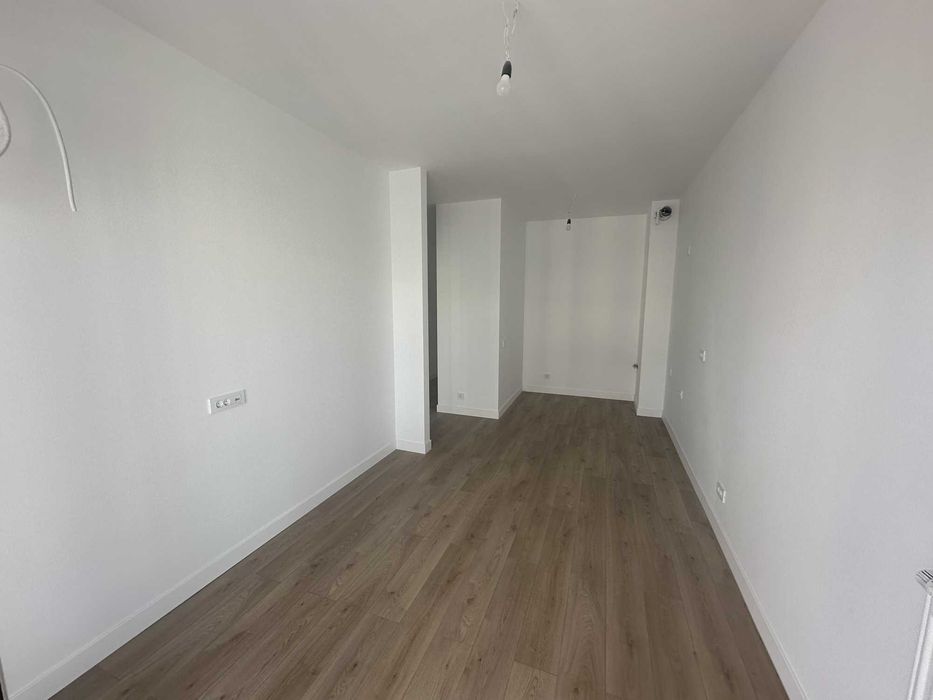 Apartament 2 camere NOU, etaj 10, Silk District - prima inchiriere