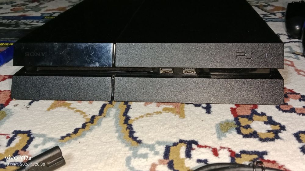 PlayStation 4 fat 1 t