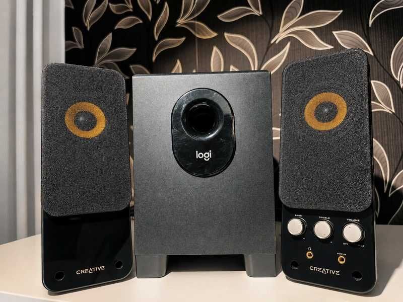 Creative GigaWorks T20 II cu subwoofer Logitech 2.1