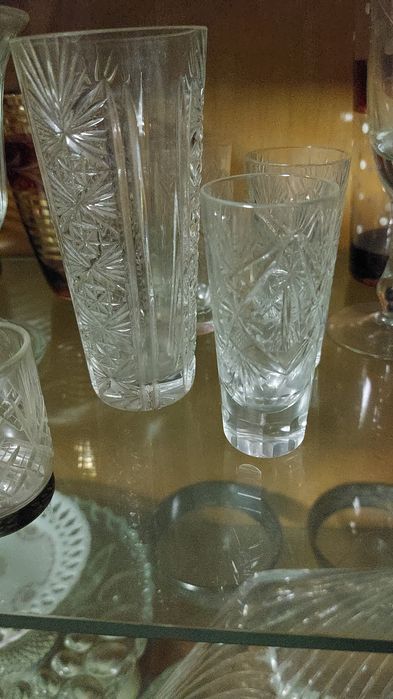 Хрустальную посуду продам
