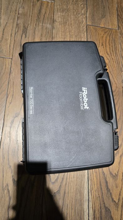 Irobot roomba 790+ 2 виртуални стени и куфарче