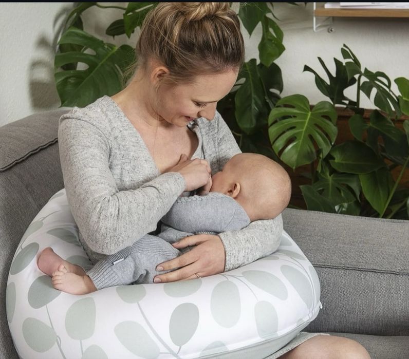 Продам подушку для кормления