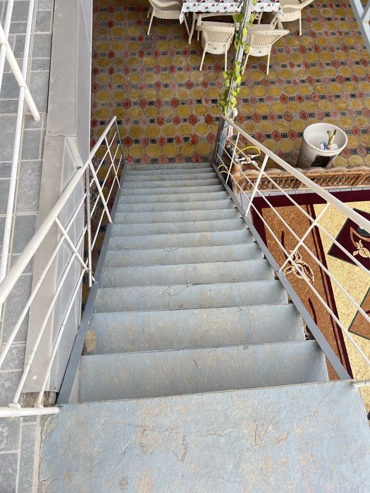 Zina (лестница) sotiladi