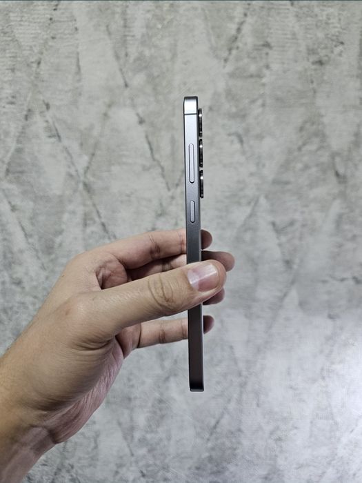 Galaxy S25 +  12/256 GB