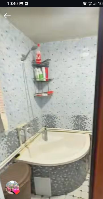 Ховли сотилади..