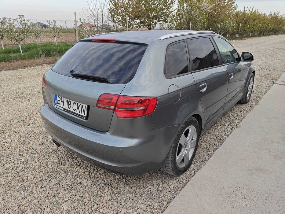 AUDI A3 Sportback 2010 — imagine 3