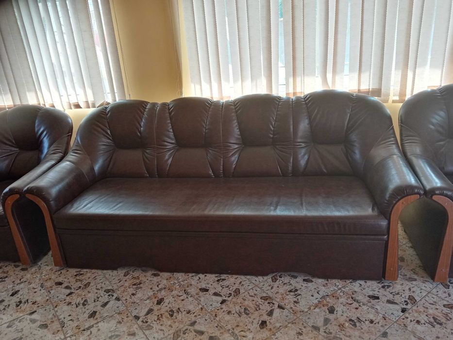 Кожен диван четворка комплект с 2 фотьойла и 2 табуретки