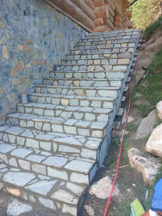 Piatră de munte naturală