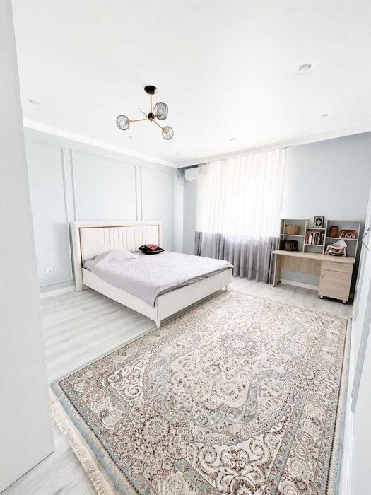 Продам 4х комн кв Батыс с ремонтом