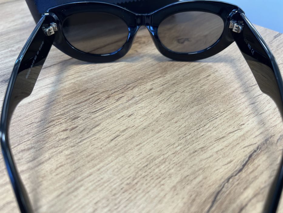 Уникални слънчеви очила  на  Alexander Mcqueen