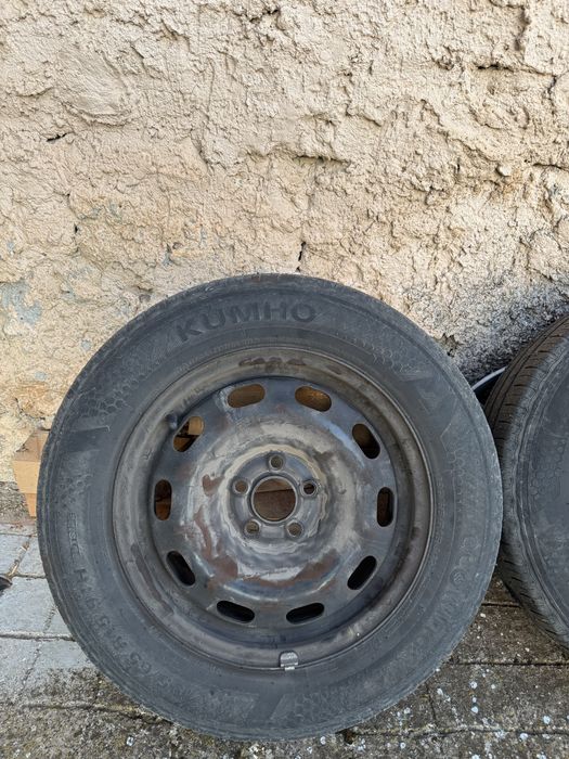 Джанти с гуми и тасове