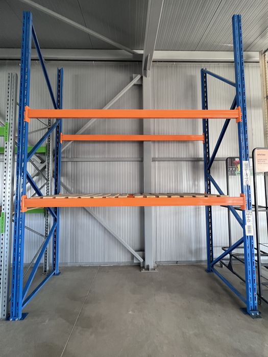 Метални стелажи