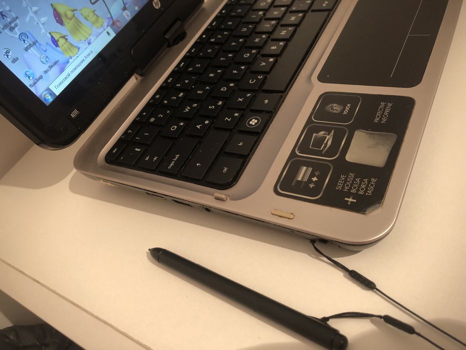 Ноутбук-трансформер HP TouchSmart tm2.