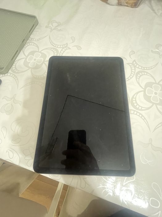 Ipad air 4 2020 год в отл сост