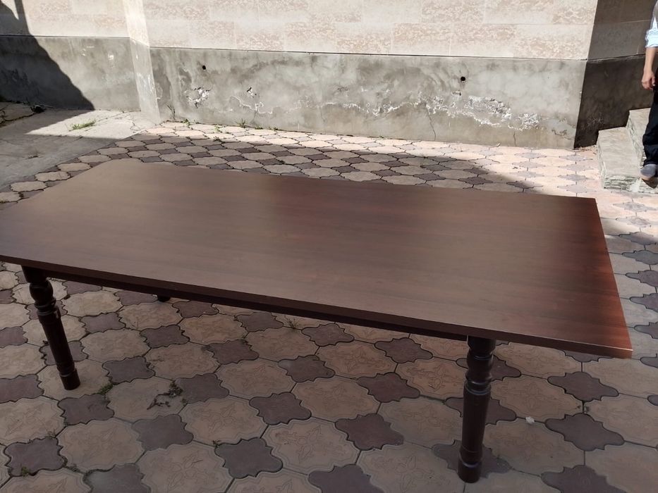 Обеденный столы со стульями