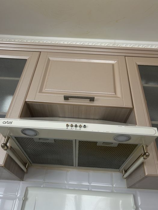 Кухонная вытяжка