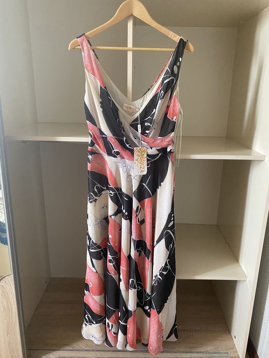 Продам платья