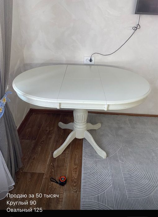 Продам кухонный стол